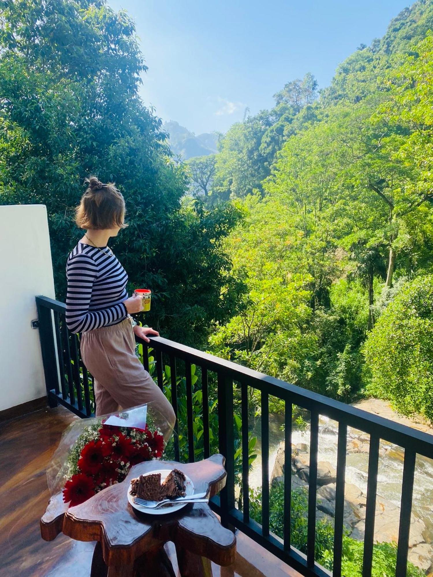 River Splendour Home Stay Элла Экстерьер фото